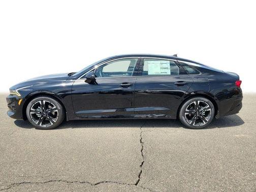 Ebony Black 2023 Kia K5 GT-Line