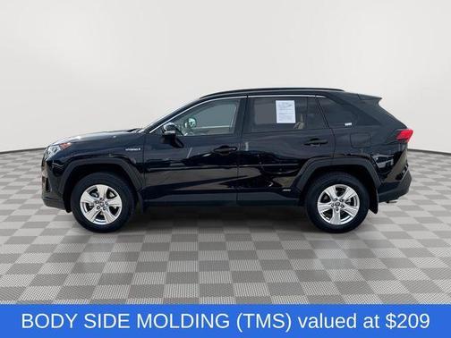 2021 Toyota RAV4 Hybrid XLE