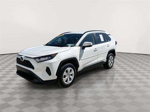 2019 Toyota RAV4 LE