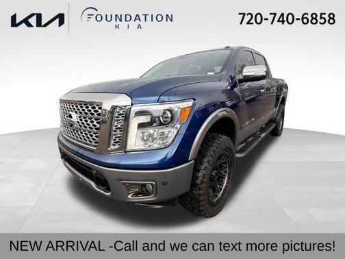 Deep Blue Pearl 2018 Nissan Titan SV