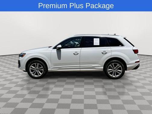 2025 Audi Q7 55 Premium Plus