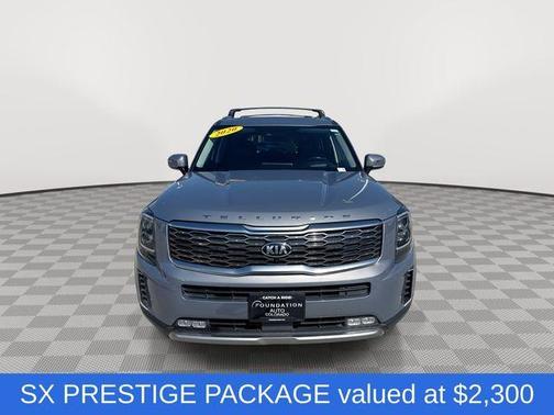 Everlasting Silver 2020 Kia Telluride SX