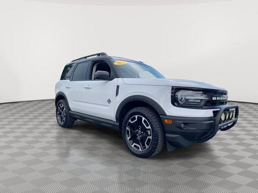 Oxford White 2022 Ford Bronco Sport Outer Banks