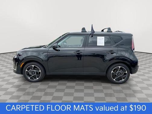 Fusion Orange 2025 Kia Soul EX