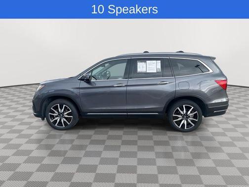 2022 Honda Pilot Touring 7-Passenger