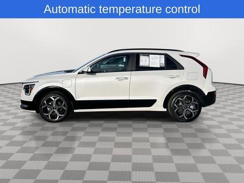 2025 Kia Niro Plug-In Hybrid SX Touring