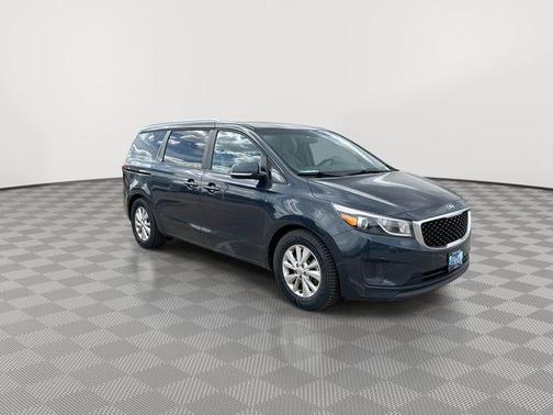 2017 Kia Sedona LX