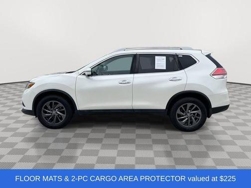 Pearl White 2016 Nissan Rogue SL