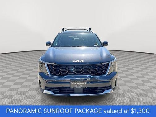 Metal 2025 Kia Sorento S