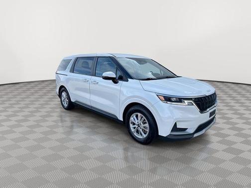 2023 Kia Carnival LX Seat Package