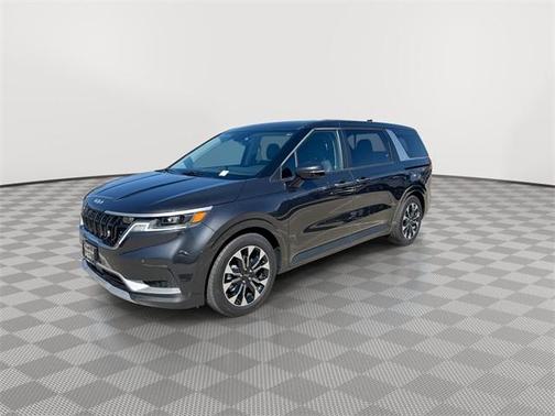 2024 Kia Carnival EX
