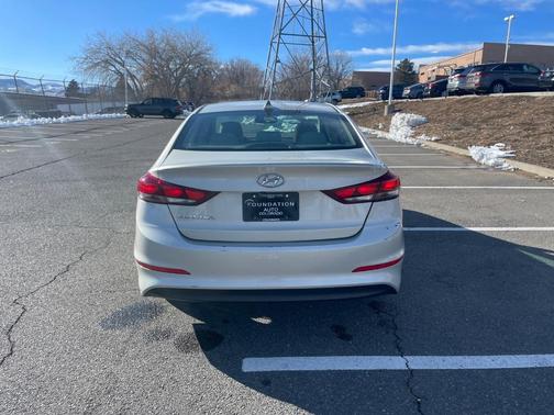 Photo 4 of 11 of 2017 Hyundai Elantra Value Edition