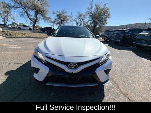 Wind Chill Pearl 2018 Toyota Camry XSE