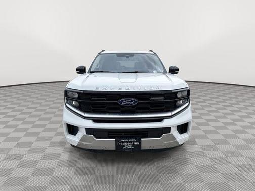 Oxford White 2025 Ford Expedition Platinum