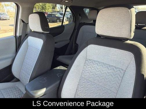 Summit White 2022 Chevrolet Equinox LS