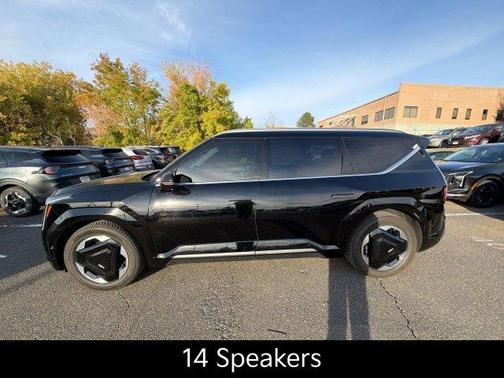 Aurora Black Pearl 2024 Kia EV9 Land