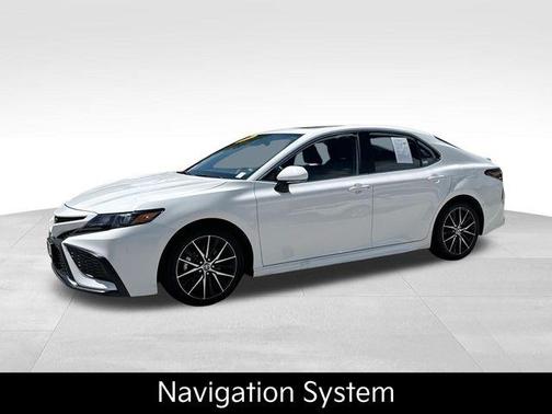 Wind Chill Pearl 2024 Toyota Camry XLE