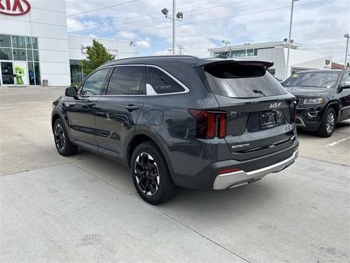 2024 Kia Sorento S