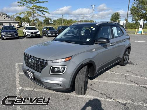 2022 Hyundai VENUE Limited