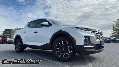 White 2024 Hyundai SANTA CRUZ SEL