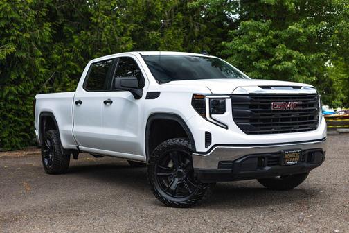 Summit White 2024 GMC Sierra 1500 Pro