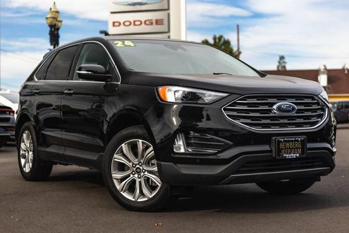 2024 Ford Edge Titanium