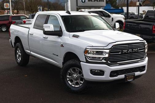 2024 RAM 2500 Laramie Crew Cab 4x4 6'4' Box