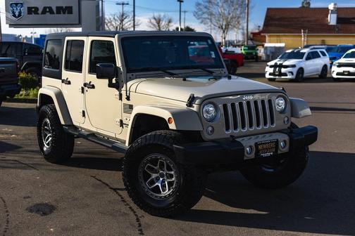 2017 Jeep Wrangler Unlimited Sahara
