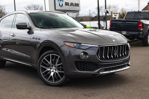 2017 Maserati Levante S