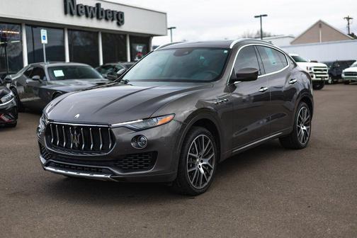 Grigio Maratea Metallescent 2017 Maserati Levante S