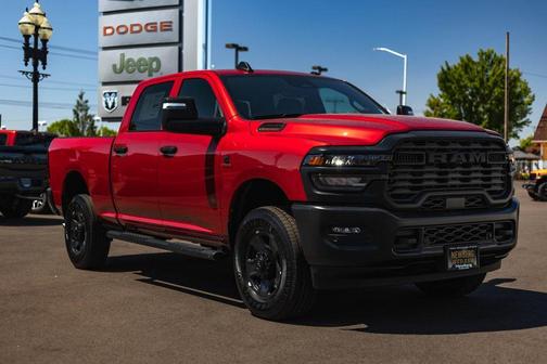 2025 RAM 2500 Tradesman Crew Cab 4x4 6'4' Box