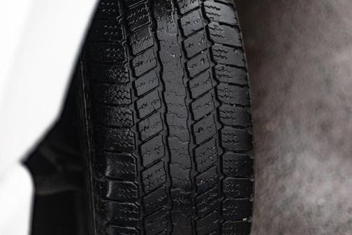 Bright White Clearcoat 2022 RAM 3500 Limited Crew Cab 4x4 8' Box