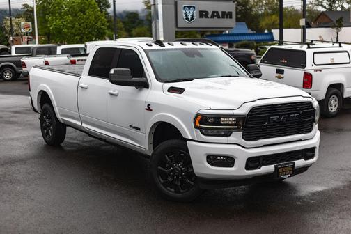Bright White Clearcoat 2022 RAM 3500 Limited Crew Cab 4x4 8' Box