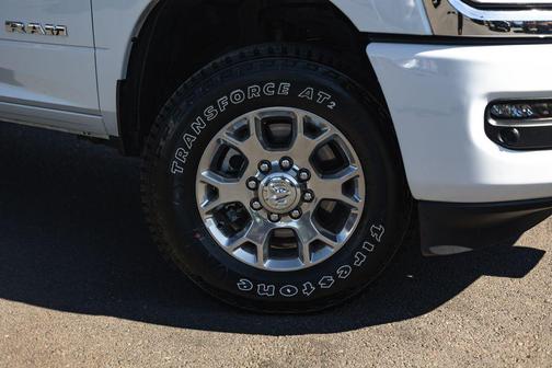 Bright White Clearcoat 2024 RAM 2500 Laramie Crew Cab 4x4 6'4' Box