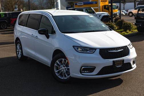 2026 Chrysler Pacifica L