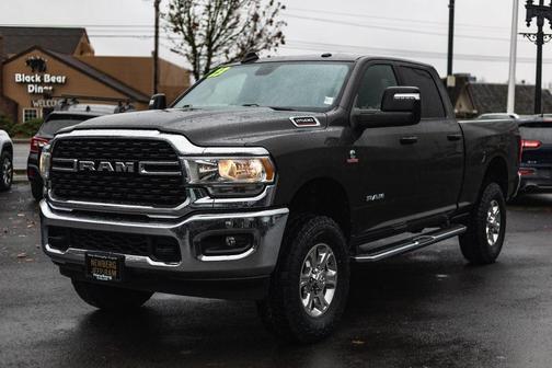 2023 RAM 2500 Big Horn Crew Cab 4x4 6'4' Box