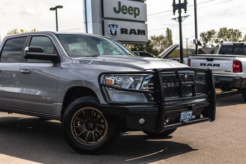 Billet Silver Metallic Clearcoat 2022 RAM 1500 Big Horn/Lone Star