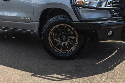 Billet Silver Metallic Clearcoat 2022 RAM 1500 Big Horn/Lone Star