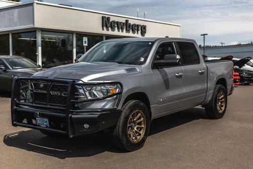 Billet Silver Metallic Clearcoat 2022 RAM 1500 Big Horn/Lone Star
