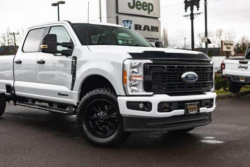 2023 Ford F-350 XLT