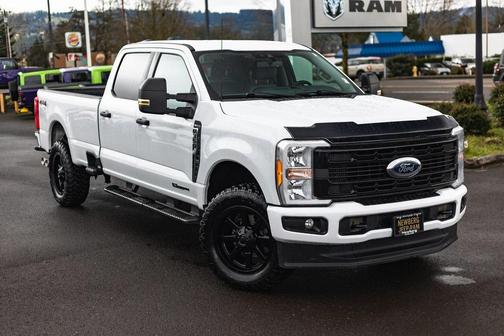 2023 Ford F-350 XLT
