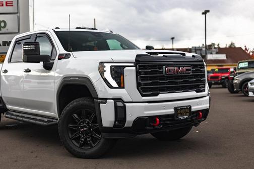 2024 GMC Sierra 2500 AT4