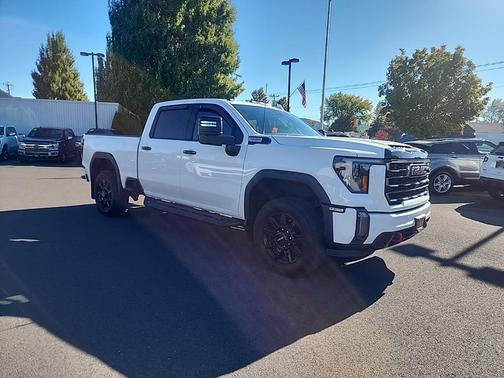 2024 GMC Sierra 2500 AT4
