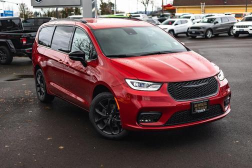 2026 Chrysler Pacifica L