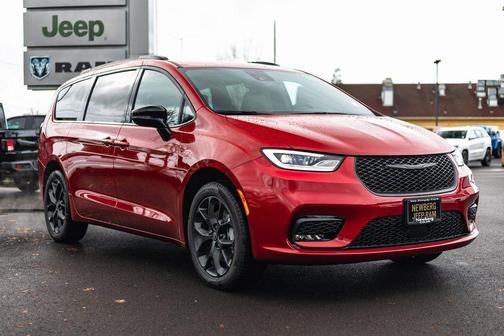 2026 Chrysler Pacifica L