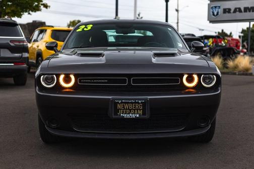 2023 Dodge Challenger SXT