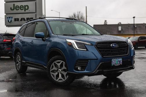 2024 Subaru Forester Premium