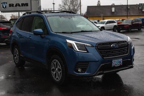 2024 Subaru Forester Premium