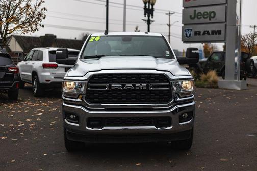 Bright White Clearcoat 2024 RAM 2500 Big Horn Crew Cab 4x4 6'4' Box