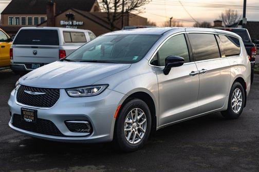 Silver Mist Clearcoat 2026 Chrysler Pacifica L